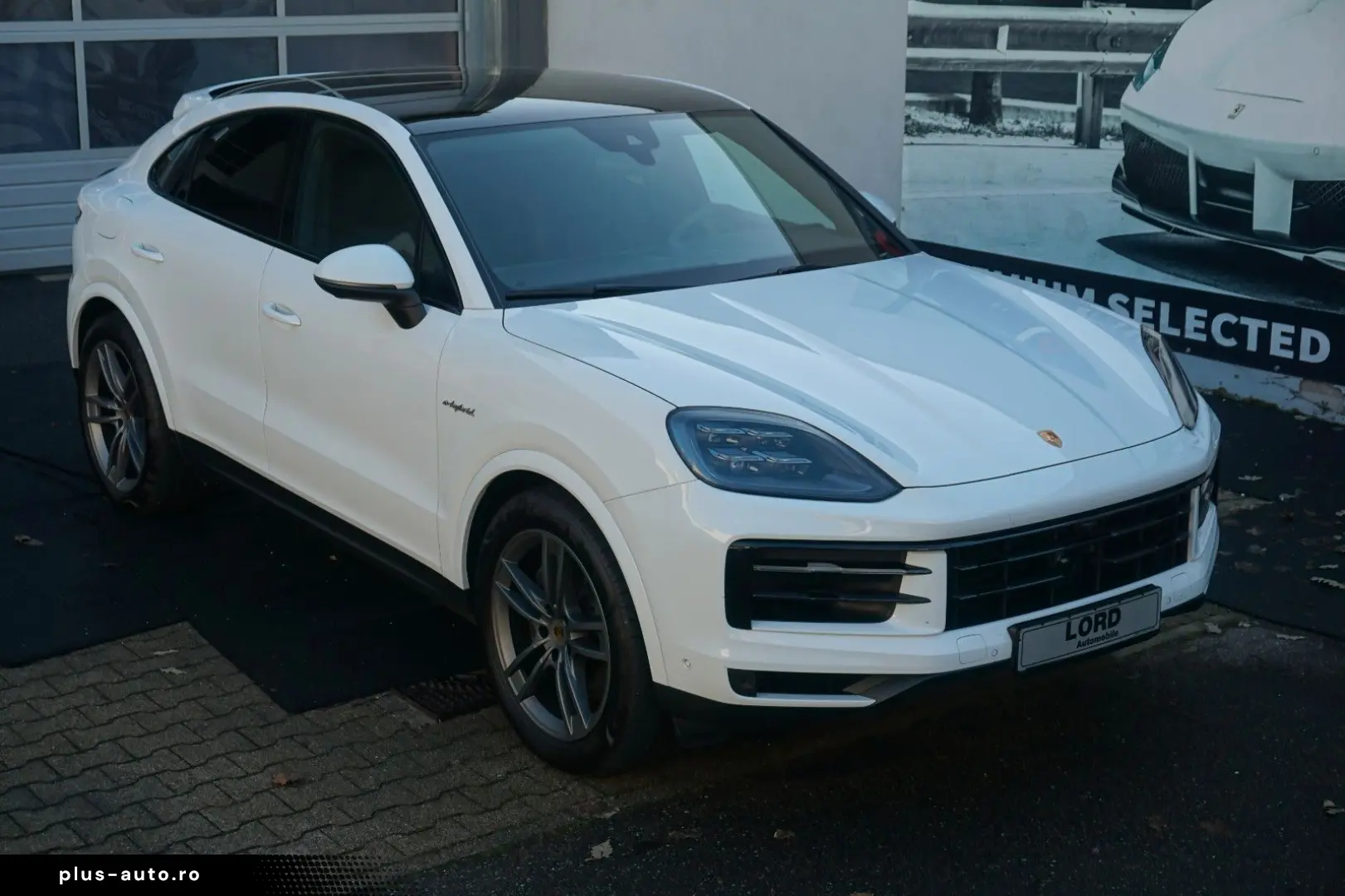 PORSCHE Cayenne Coupe E-Hybrid Luft HD Matrix BOSE 360