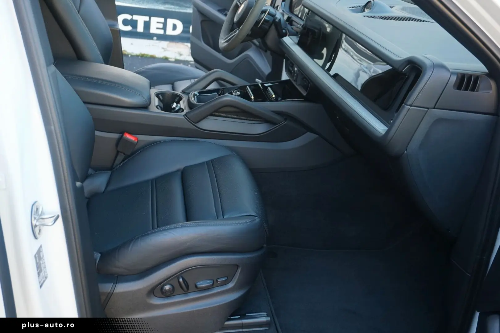 PORSCHE Cayenne Coupe E-Hybrid Luft HD Matrix BOSE 360