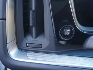 PORSCHE Cayenne Coupe E-Hybrid Luft HD Matrix BOSE 360