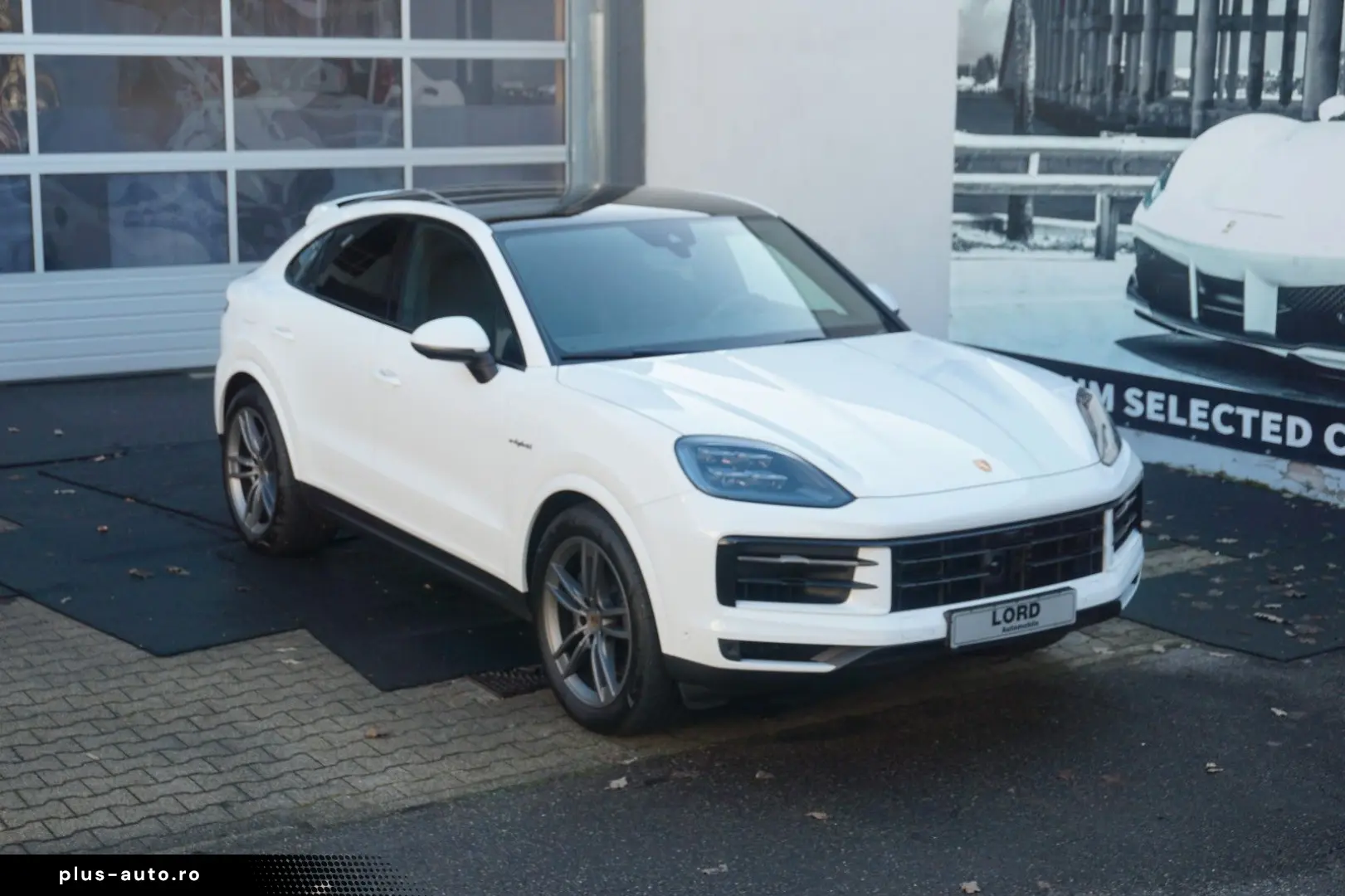 PORSCHE Cayenne Coupe E-Hybrid Luft HD Matrix BOSE 360