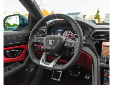 LAMBORGHINI Urus 4.0 V8 Auto. PANO 23 360  B&O HUD CARBON VO