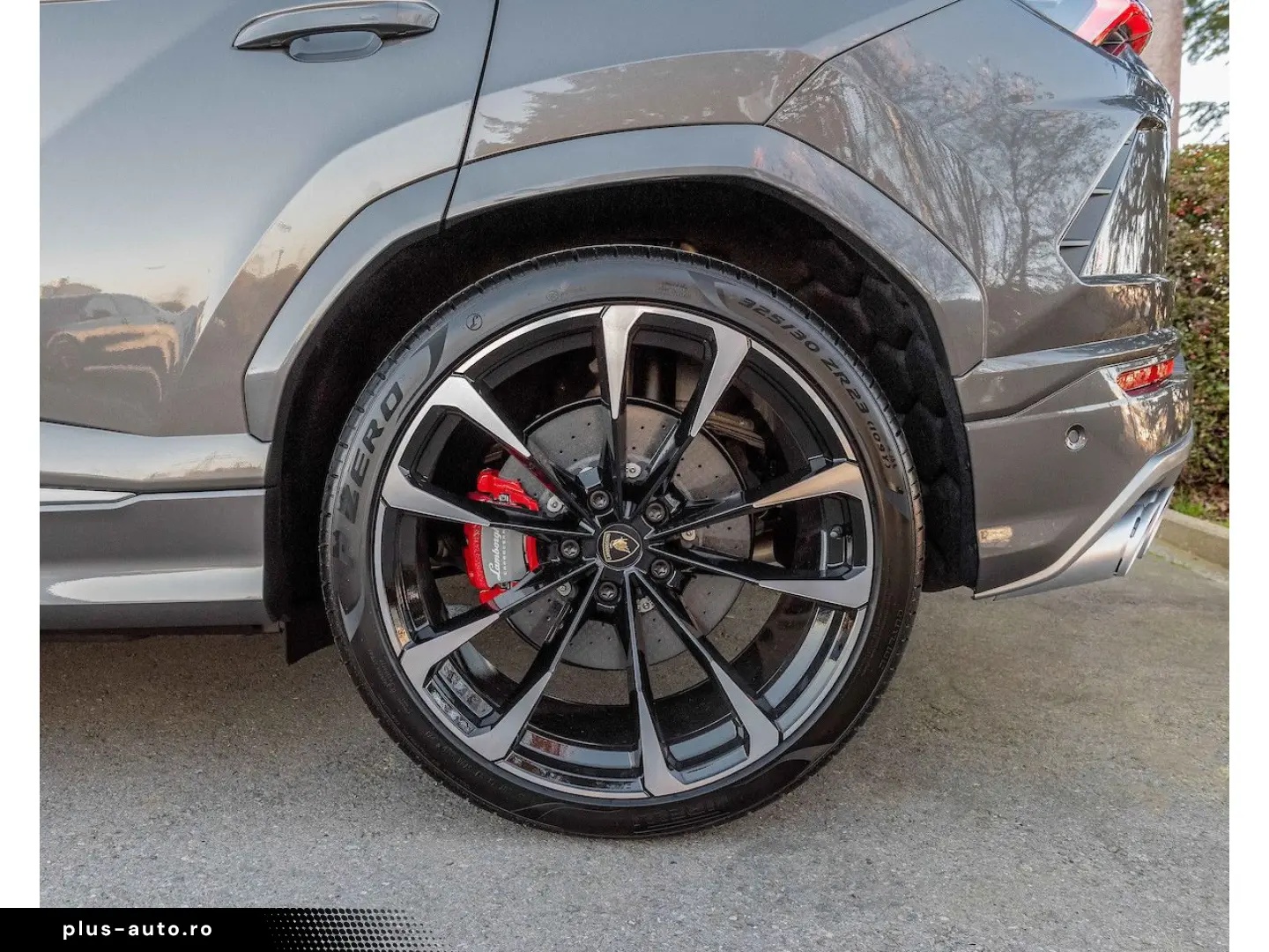 LAMBORGHINI Urus 4.0 V8 Auto. PANO 23 360  B&O HUD CARBON VO