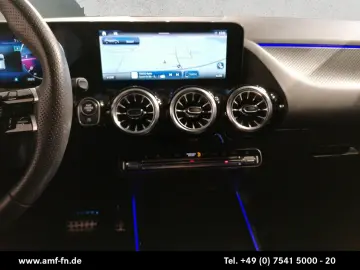 MERCEDES-BENZ GLA 200d 4MATIC AMG-LINE   DISTRO   RFK   LED