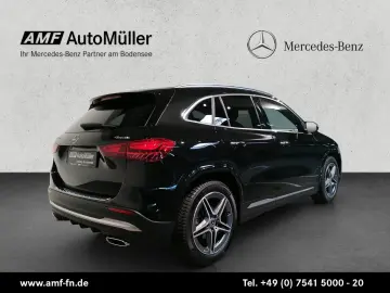 MERCEDES-BENZ GLA 200d 4MATIC AMG-LINE   DISTRO   RFK   LED