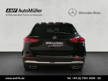 MERCEDES-BENZ GLA 200d 4MATIC AMG-LINE   DISTRO   RFK   LED