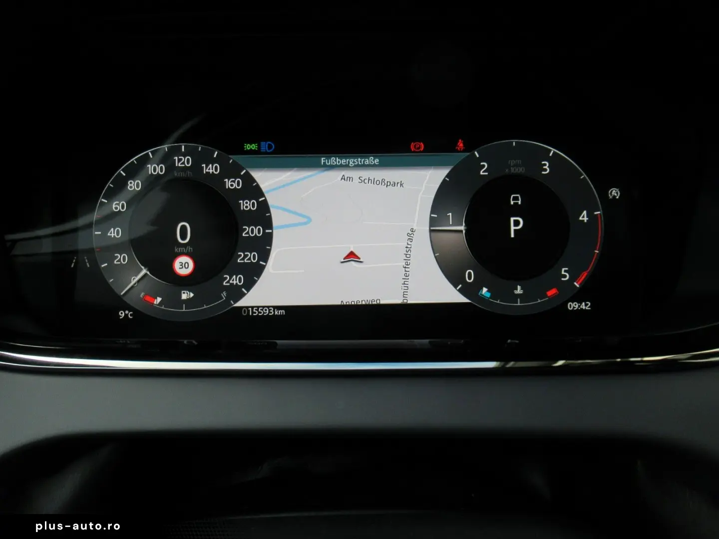 LAND ROVER MY25 NEW D200 DYN SE BLACK PANO 11 4 KEY 20`NP75