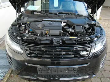 LAND ROVER MY25 NEW D200 DYN SE BLACK PANO 11 4 KEY 20`NP75