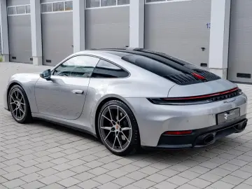 PORSCHE 992.2 Carrera T   Schalter   18-Wege   Lift
