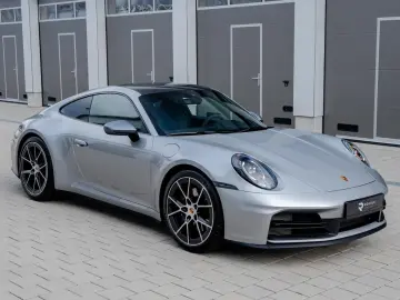 PORSCHE 992.2 Carrera T   Schalter   18-Wege   Lift