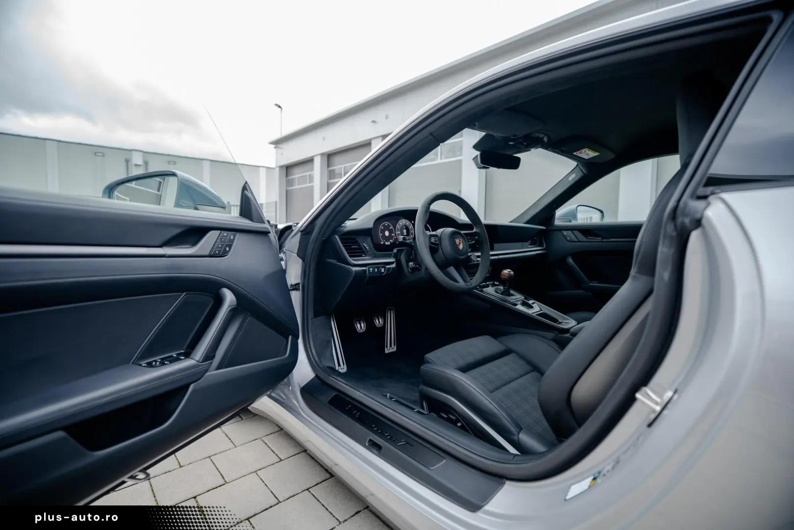 PORSCHE 992.2 Carrera T   Schalter   18-Wege   Lift