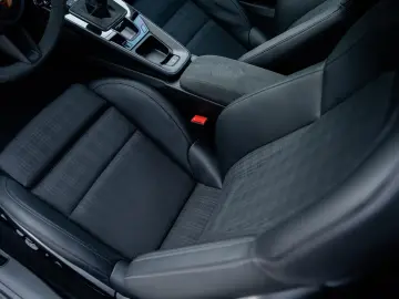 PORSCHE 992.2 Carrera T   Schalter   18-Wege   Lift