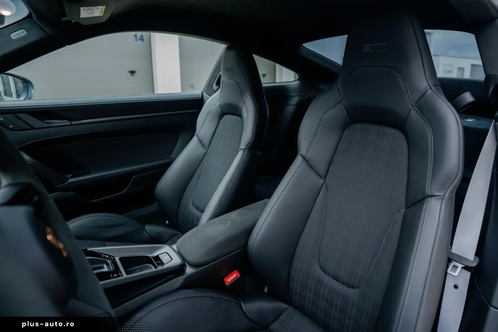 PORSCHE 992.2 Carrera T   Schalter   18-Wege   Lift