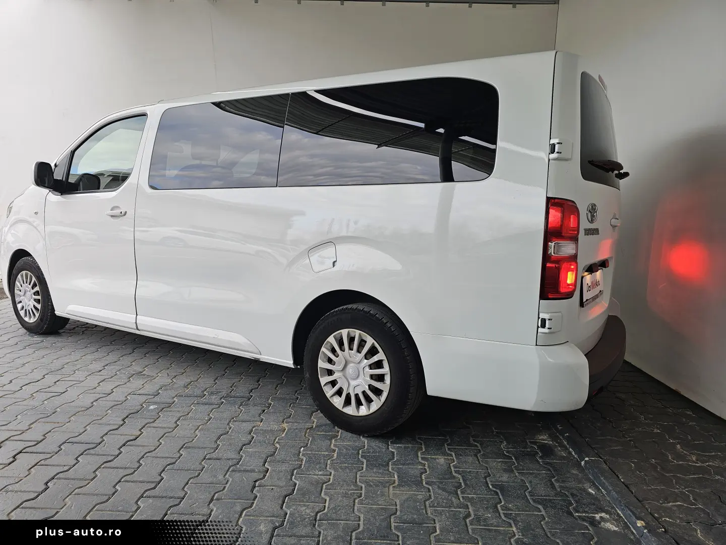 Toyota Proace 1.5 D-4D 120CP 7 1 L2H1 Comfort