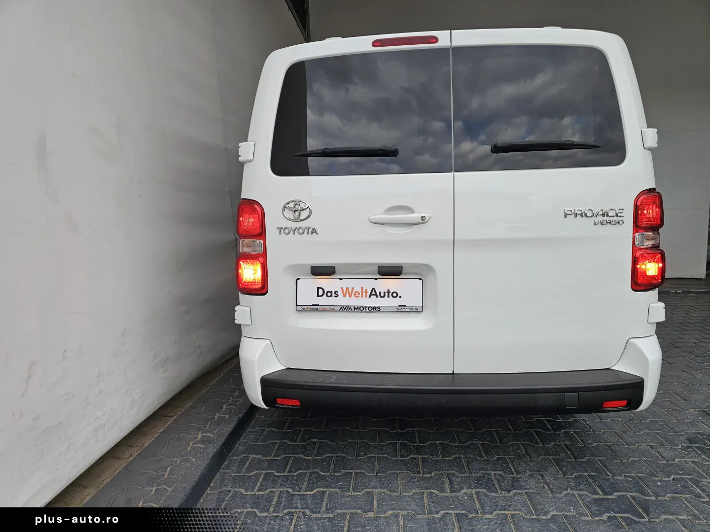 Toyota Proace 1.5 D-4D 120CP 7 1 L2H1 Comfort