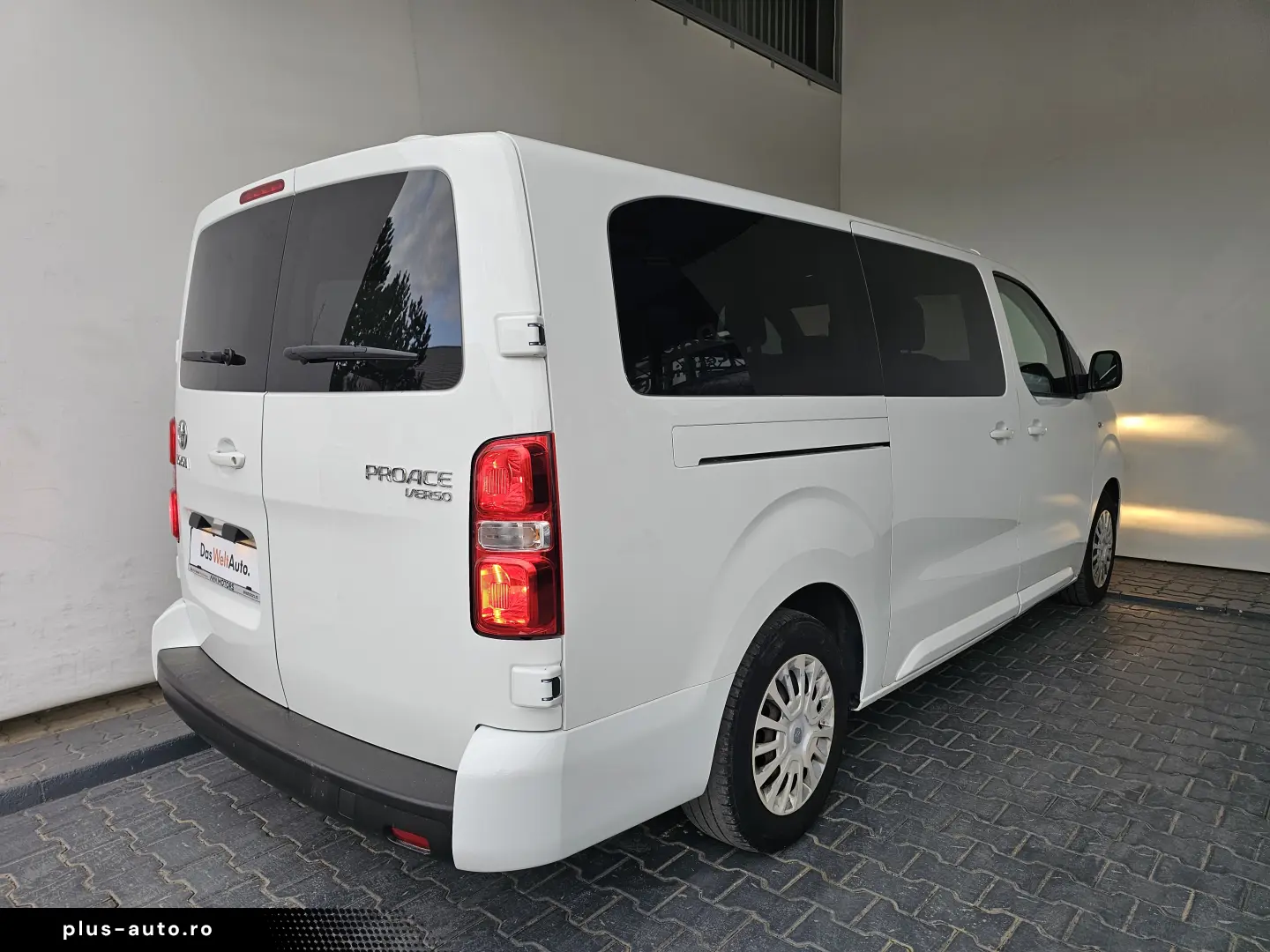 Toyota Proace 1.5 D-4D 120CP 7 1 L2H1 Comfort