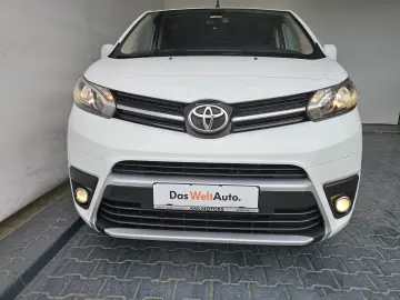 Toyota Proace 1.5 D-4D 120CP 7 1 L2H1 Comfort