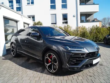 LAMBORGHINI Urus 4.0 V8  Rear Seat TV  4 Seats  Panorama