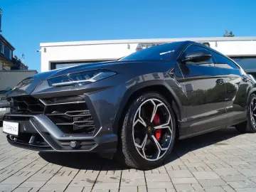 LAMBORGHINI Urus 4.0 V8  Rear Seat TV  4 Seats  Panorama