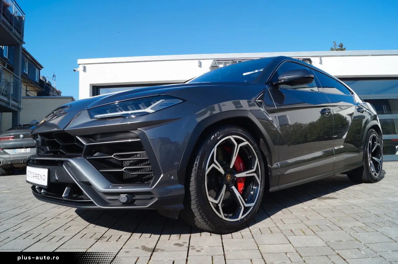 LAMBORGHINI Urus 4.0 V8  Rear Seat TV  4 Seats  Panorama
