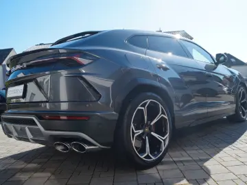 LAMBORGHINI Urus 4.0 V8  Rear Seat TV  4 Seats  Panorama