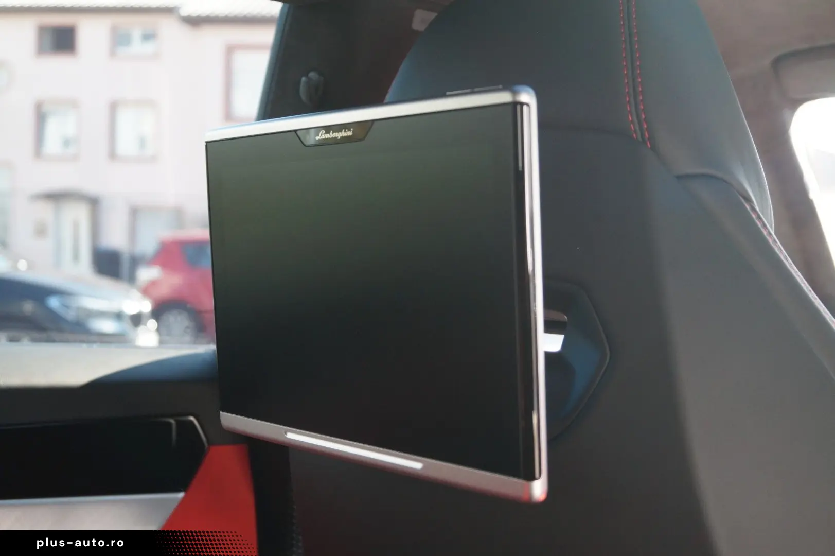 LAMBORGHINI Urus 4.0 V8  Rear Seat TV  4 Seats  Panorama