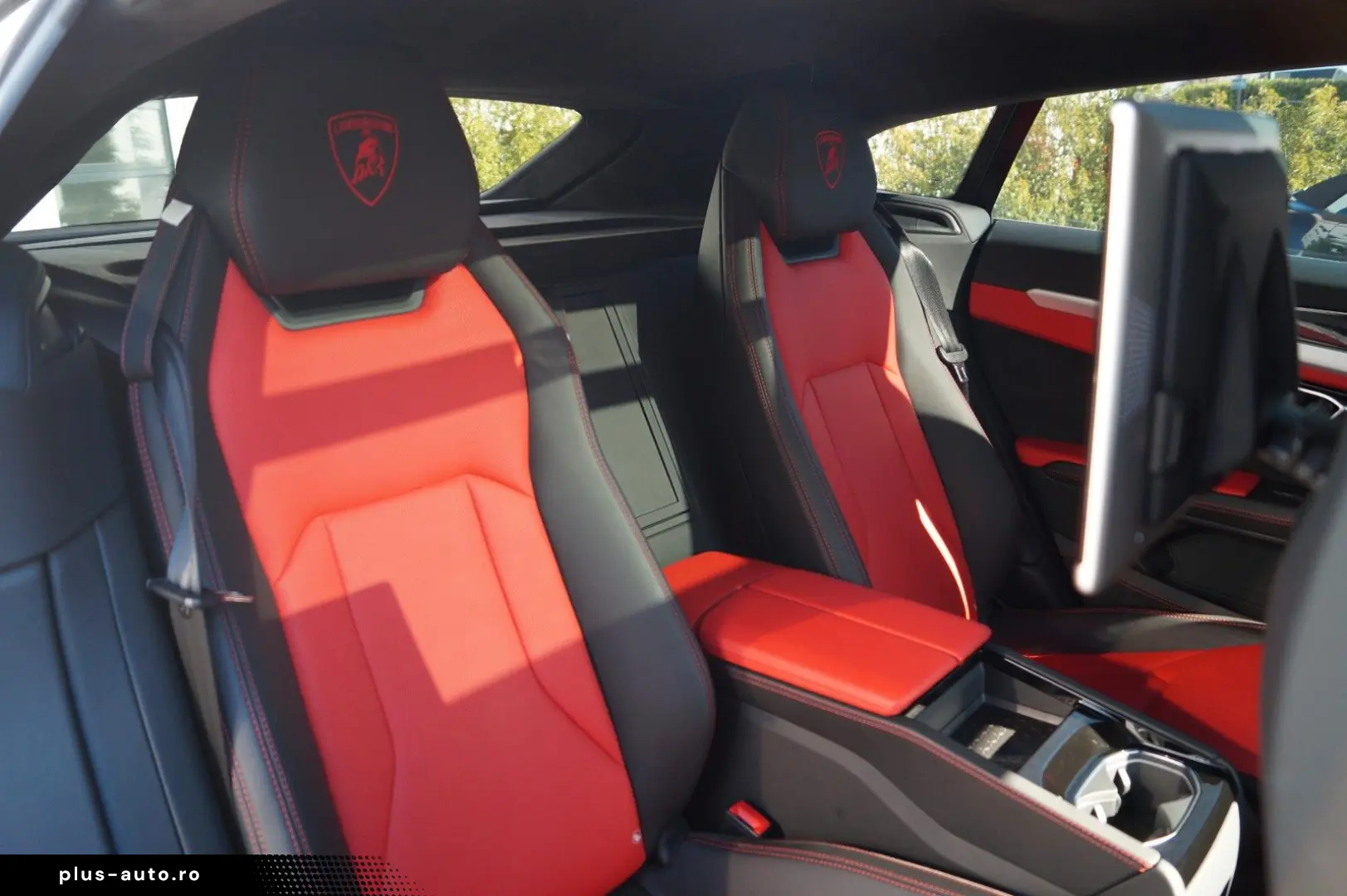 LAMBORGHINI Urus 4.0 V8  Rear Seat TV  4 Seats  Panorama