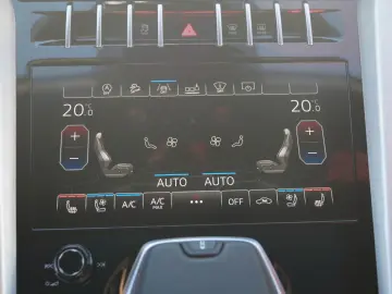 LAMBORGHINI Urus 4.0 V8  Rear Seat TV  4 Seats  Panorama