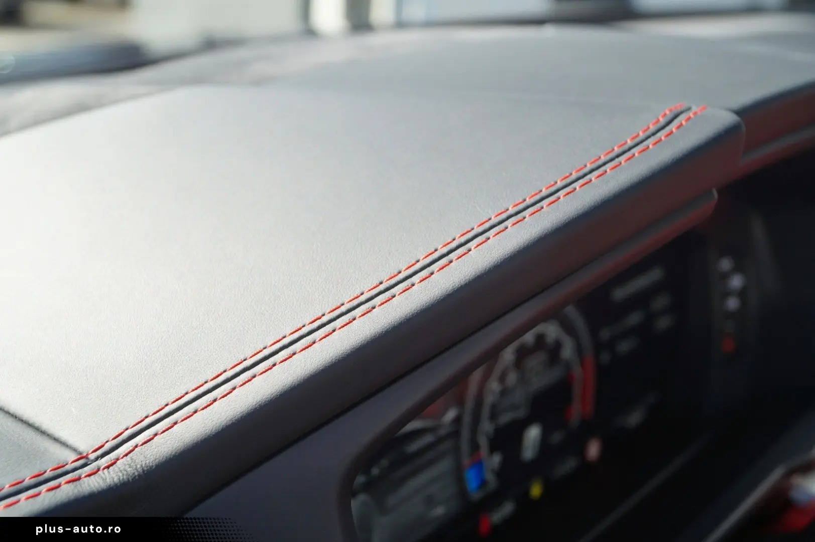 LAMBORGHINI Urus 4.0 V8  Rear Seat TV  4 Seats  Panorama