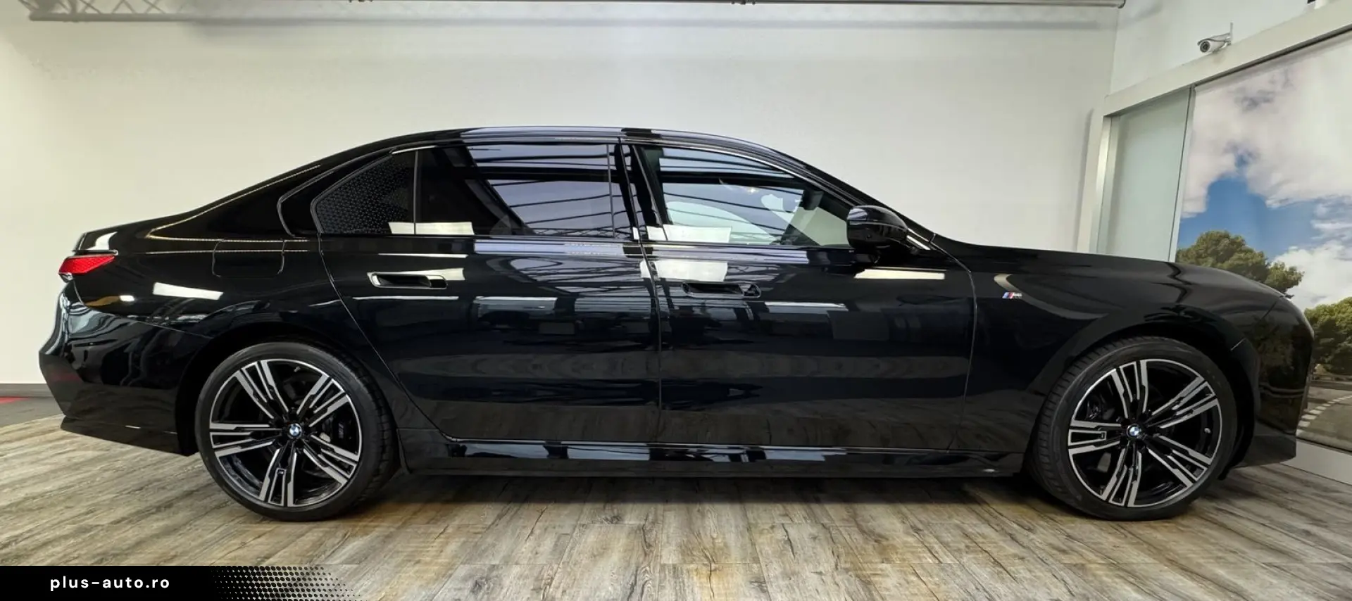 BMW 750e xDrive M Sport Pro AHK ACC 360