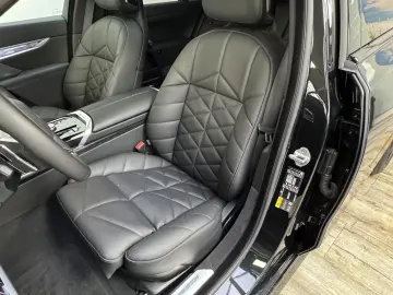 BMW 750e xDrive M Sport Pro AHK ACC 360