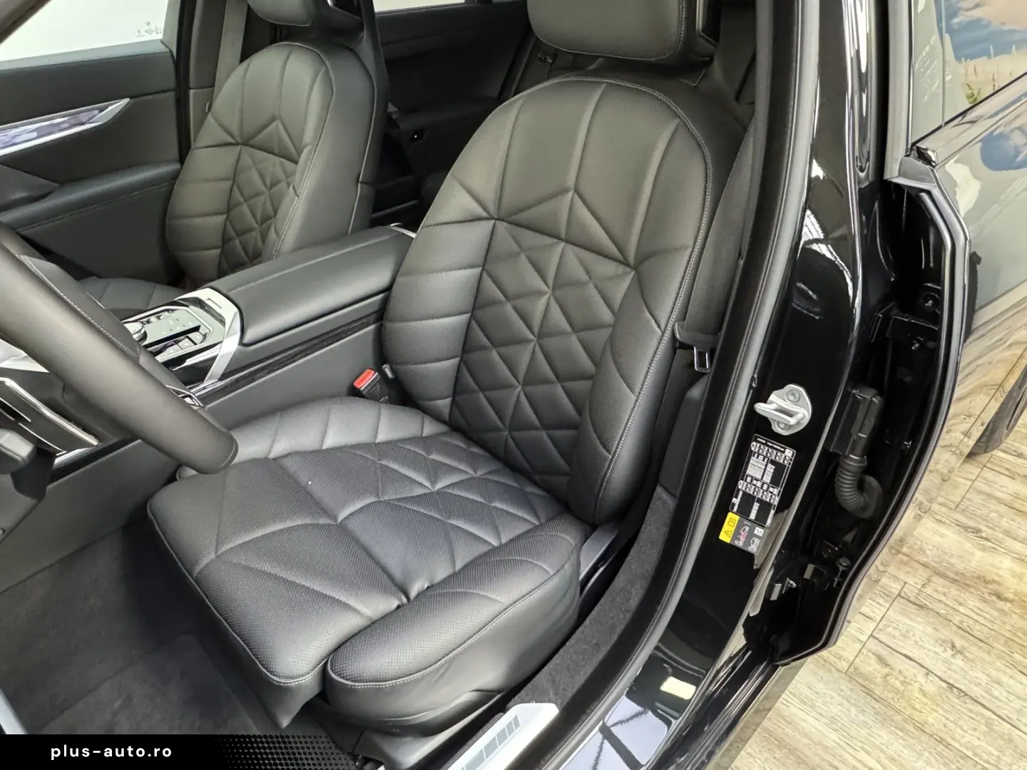 BMW 750e xDrive M Sport Pro AHK ACC 360