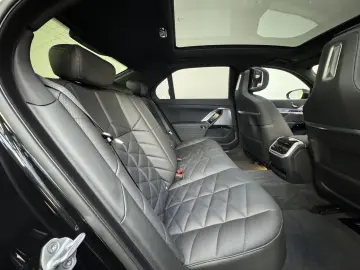 BMW 750e xDrive M Sport Pro AHK ACC 360