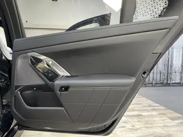 BMW 750e xDrive M Sport Pro AHK ACC 360