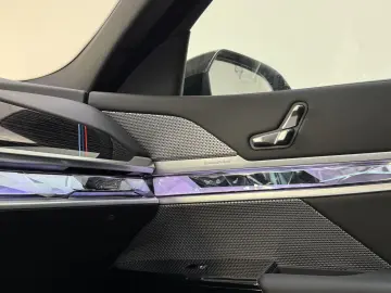 BMW 750e xDrive M Sport Pro AHK ACC 360