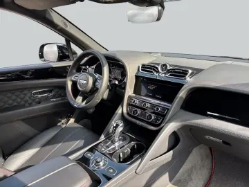 BENTLEY New Bentayga V8 S