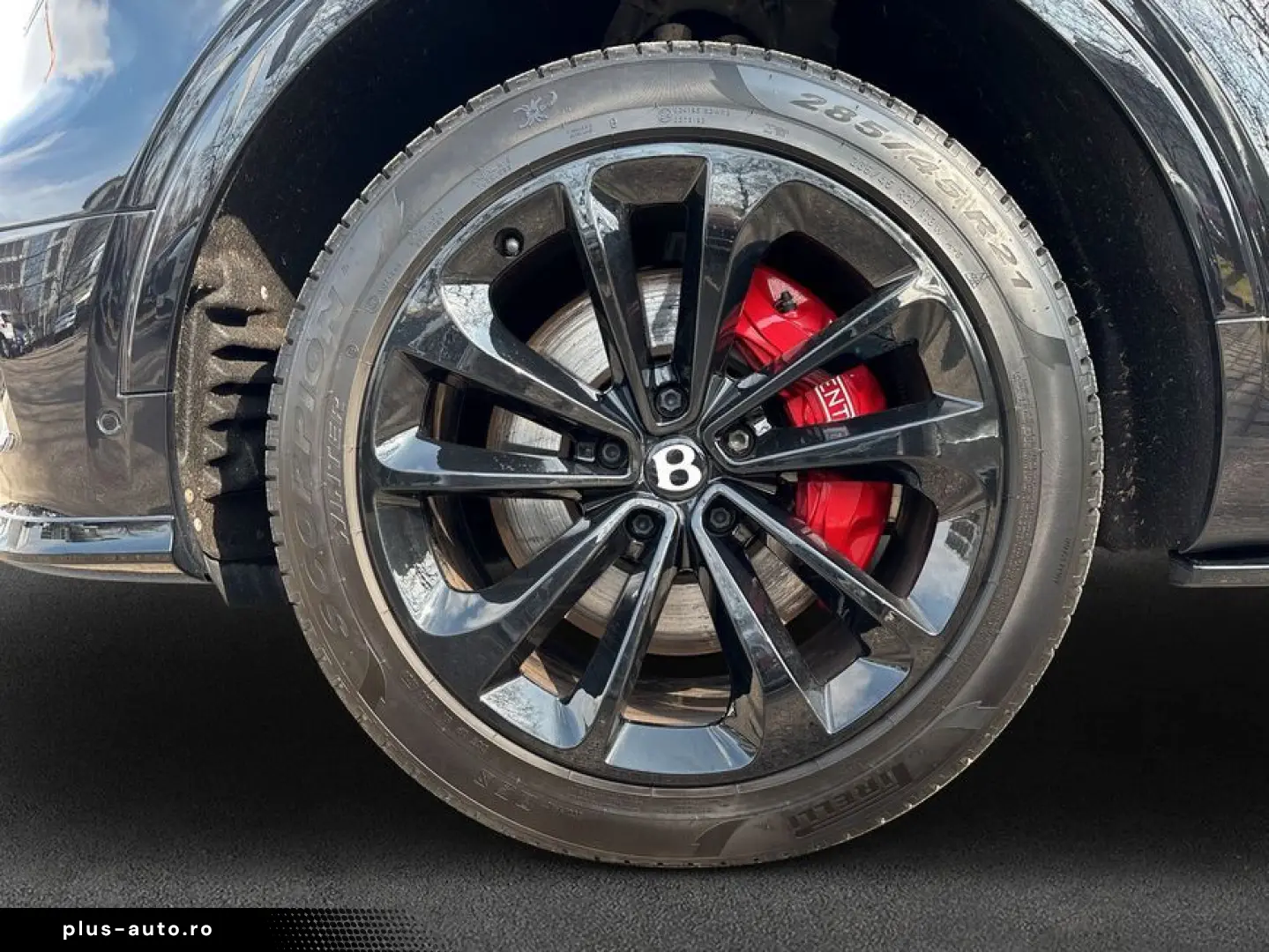 BENTLEY New Bentayga V8 S