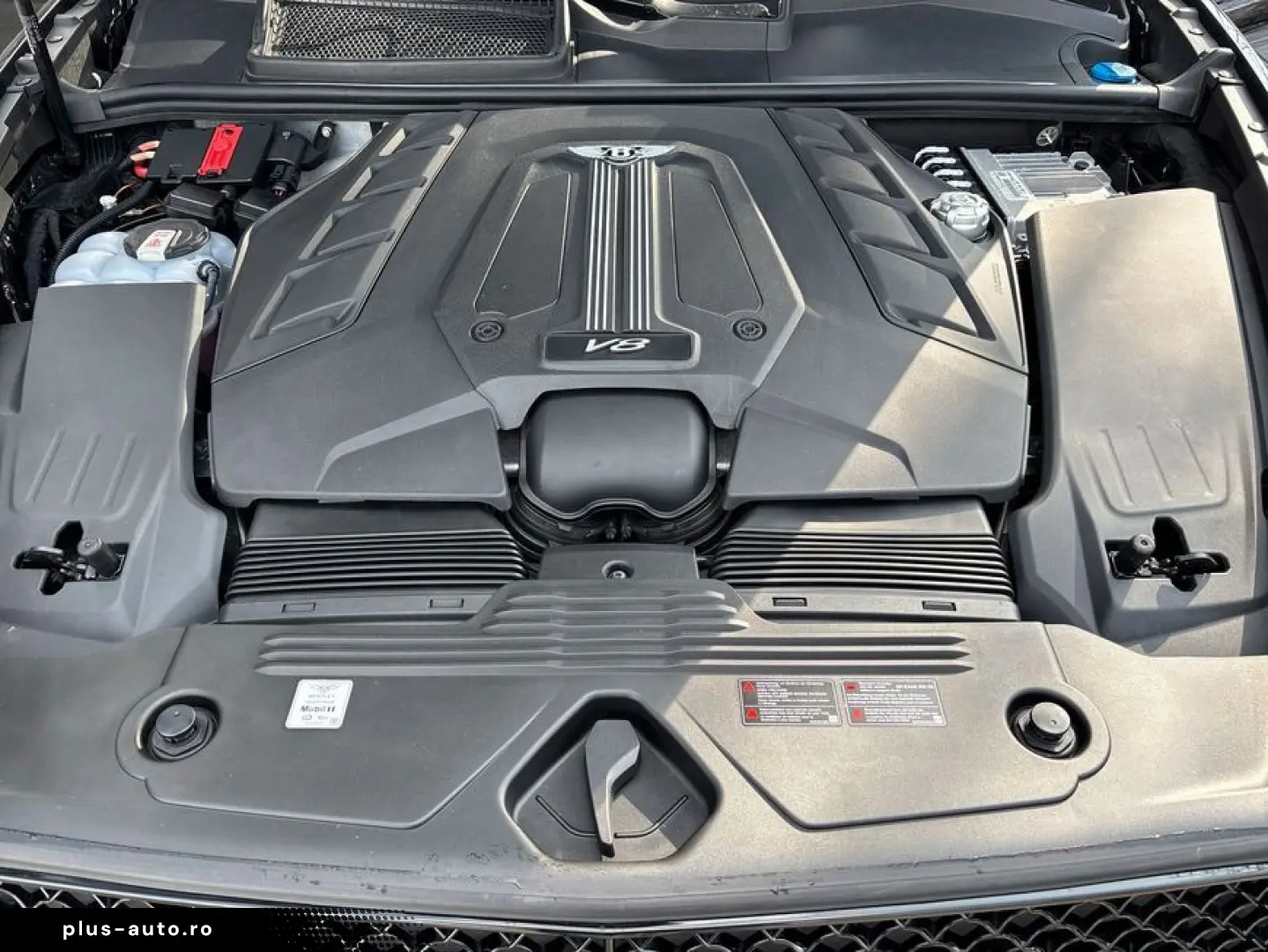 BENTLEY New Bentayga V8 S