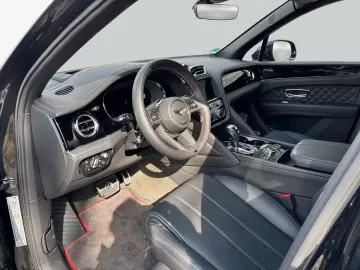 BENTLEY New Bentayga V8 S