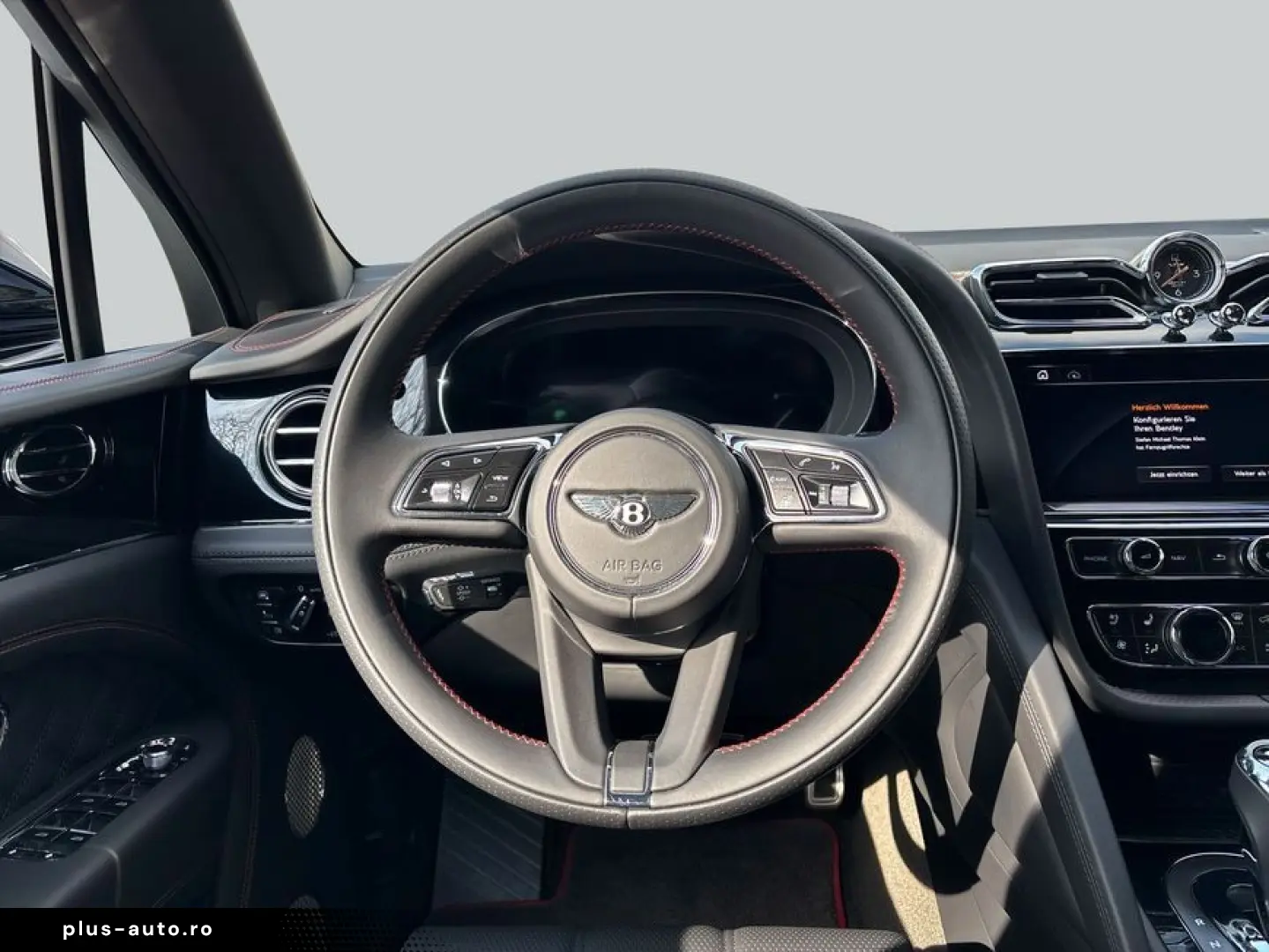 BENTLEY New Bentayga V8 S