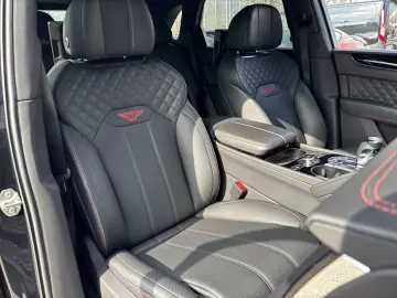 BENTLEY New Bentayga V8 S