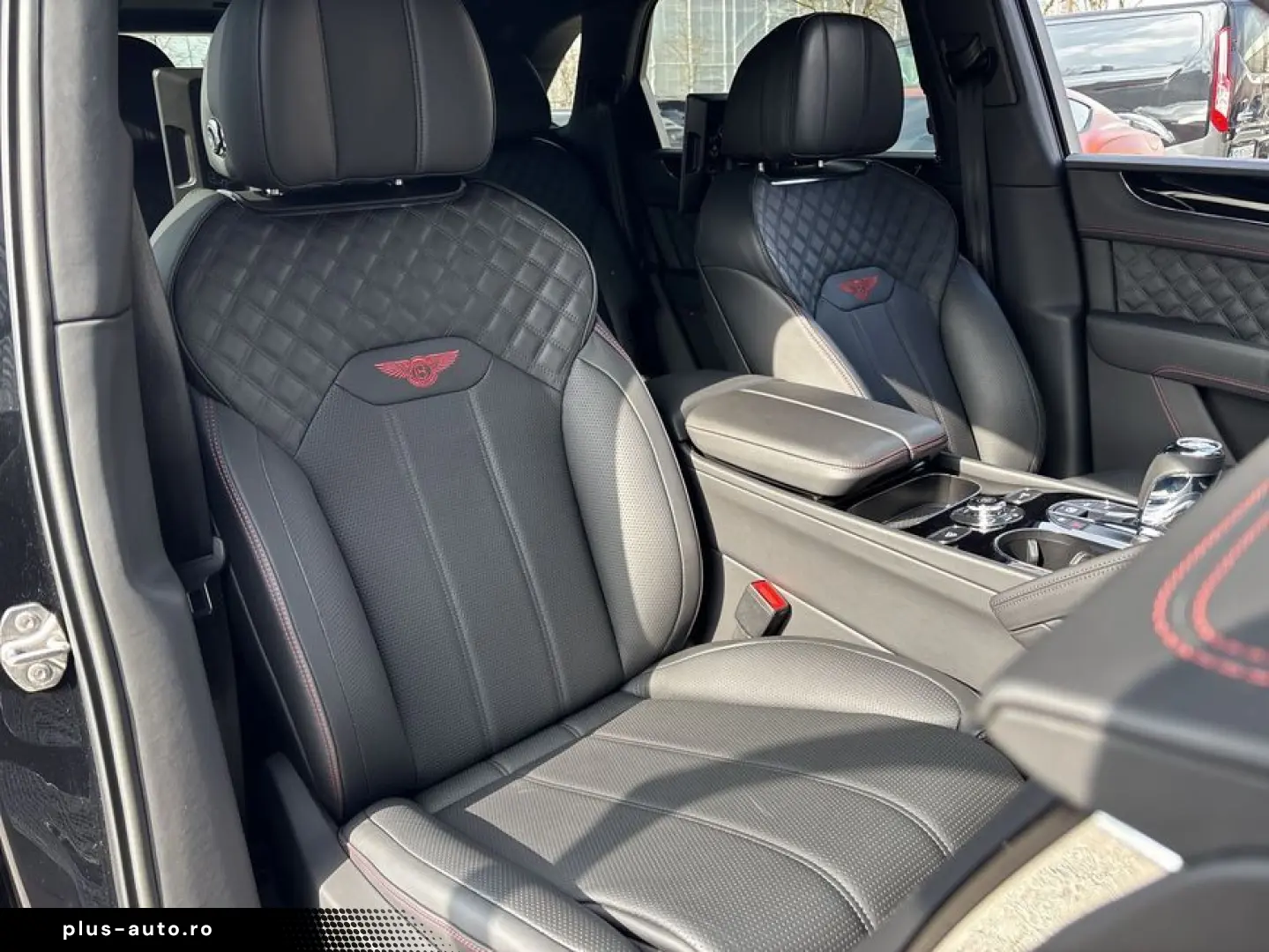 BENTLEY New Bentayga V8 S