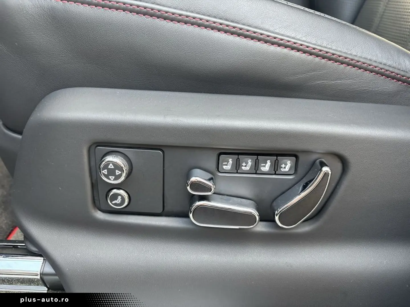 BENTLEY New Bentayga V8 S