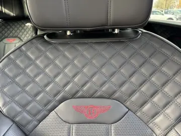 BENTLEY New Bentayga V8 S