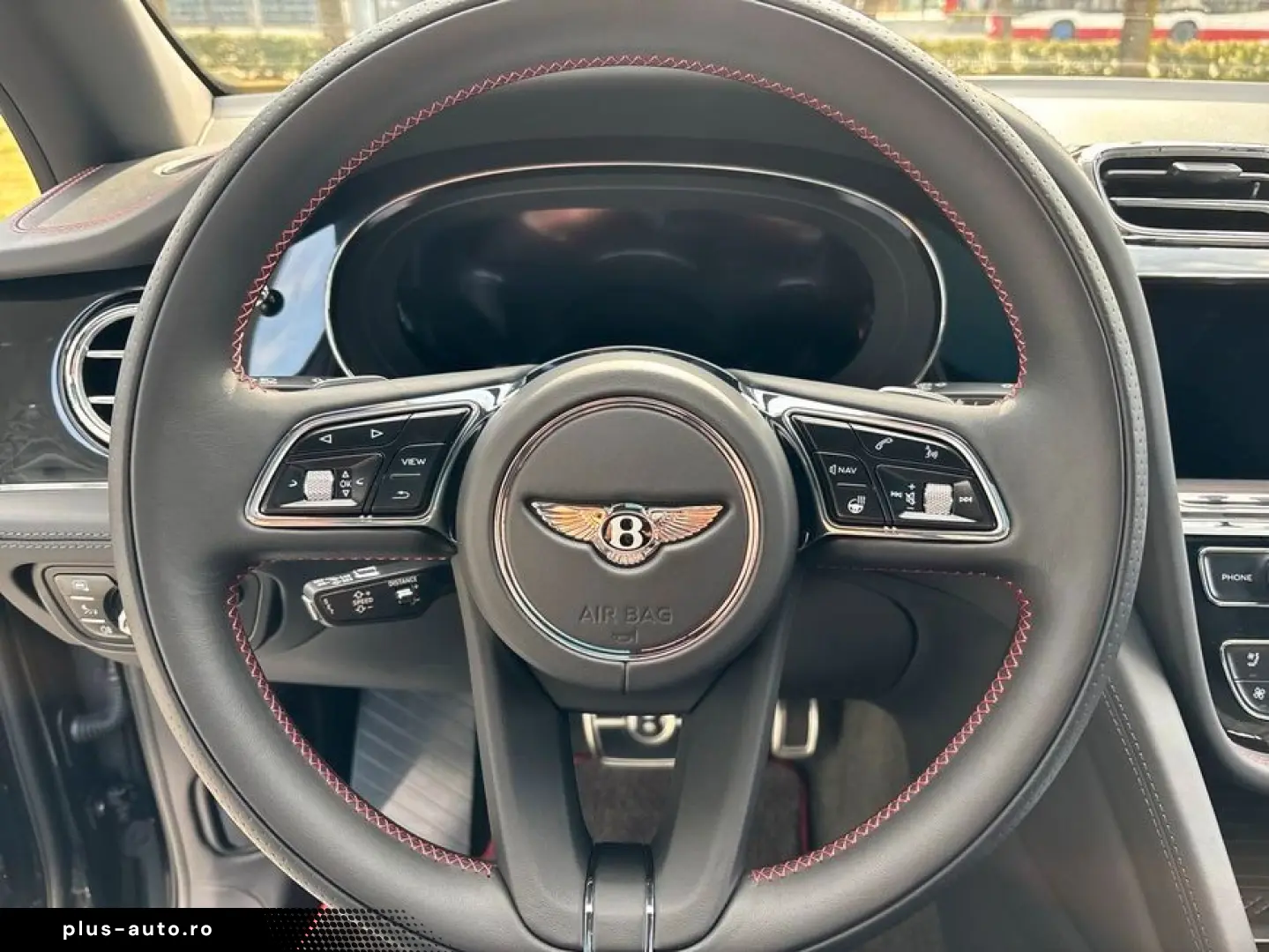 BENTLEY New Bentayga V8 S