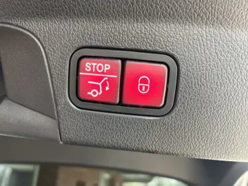 MERCEDES-BENZ GLE 350 de Coupe AMG Pano HeadUp Burmester