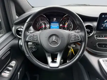 MERCEDES-BENZ V 300 d lang 9G Edition  AMG Line DIST…