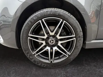 MERCEDES-BENZ V 300 d lang 9G Edition  AMG Line DIST…