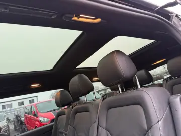 MERCEDES-BENZ V 300 d lang 9G Edition  AMG Line DIST…