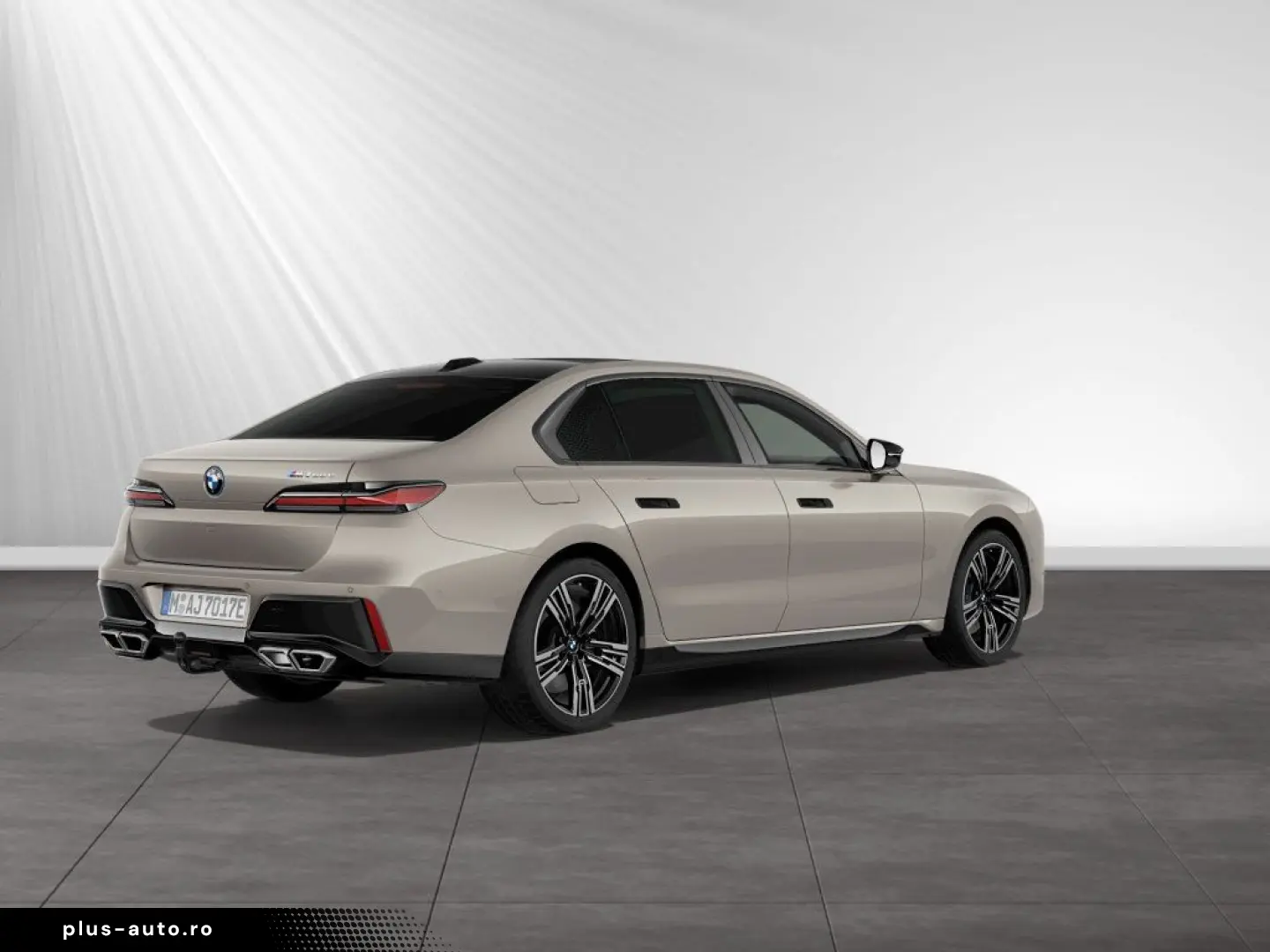 BMW M760e xDrive AHK B&WDiamond Autobahnass.