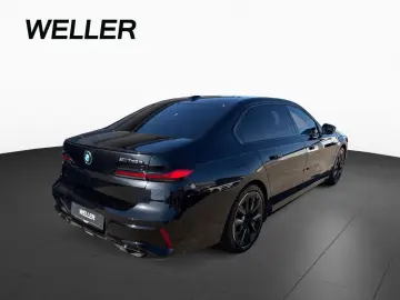 BMW M760e xDrive PRO M Perfor SkyL FondEnt Kristall